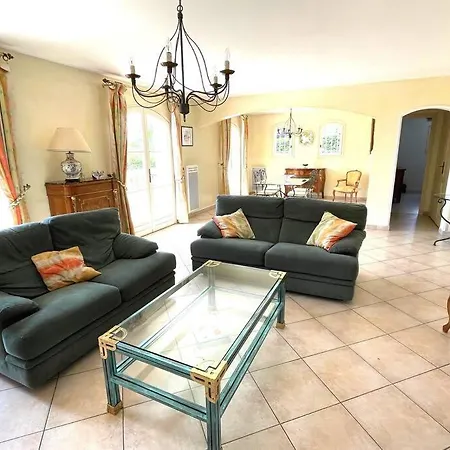 Maison Cosy En Bordure Du Golf. * Saint-Raphael (Var)