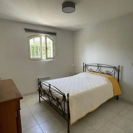 Maison Cosy En Bordure Du Golf. Saint-Raphael (Var)
